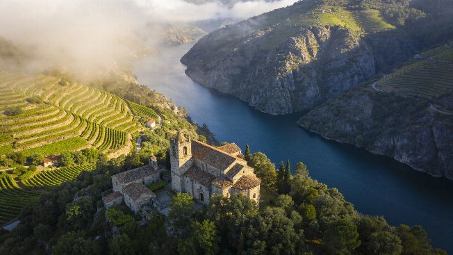 La Unesco devuelve la candidatura de la Ribeira Sacra y exige mejoras Español.News