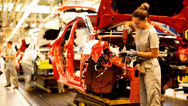 Cinco nuevos modelos en duda: las fábricas españolas de Renault podrían perder inversiones Español.News