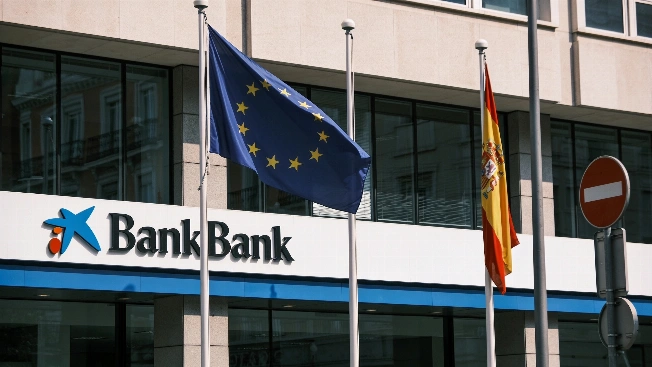 Puigdemont lleva a la Comisión Europea su denuncia contra España por la amnistía Español.News