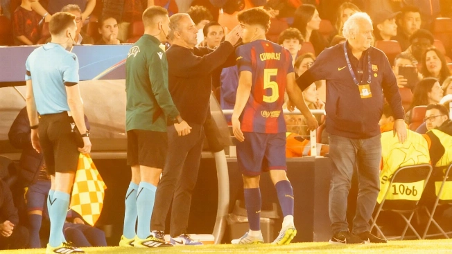 Una tarjeta roja deja al Barcelona al límite Qué espera ahora al equipo de Flick Español.News