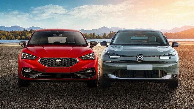 Dos populares coches compactos: enfoques diferentes, ciudades distintas Español.News