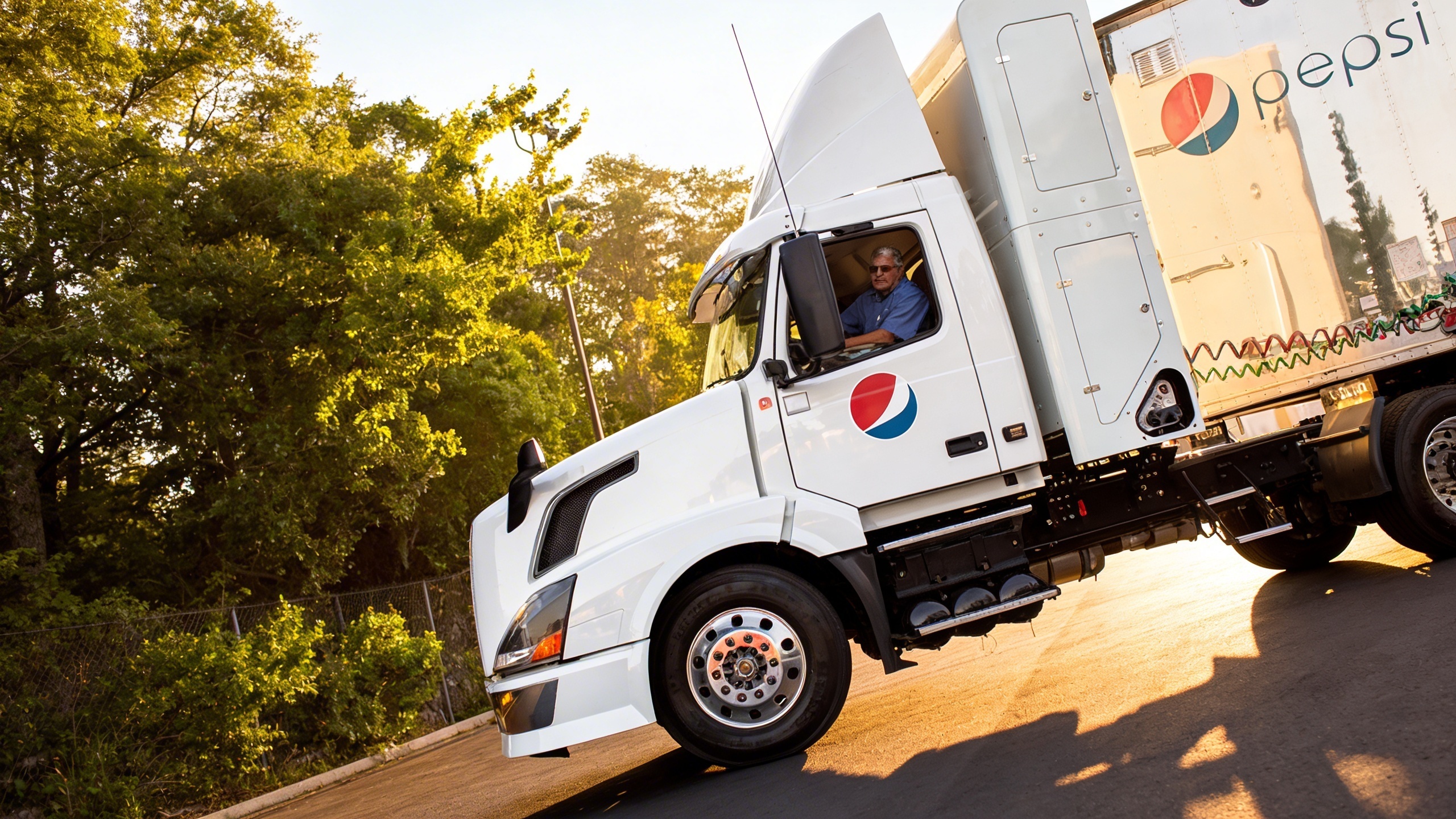 PepsiCo apuesta por vehículos eléctricos ¿qué impacto tendrá este cambio Español.News