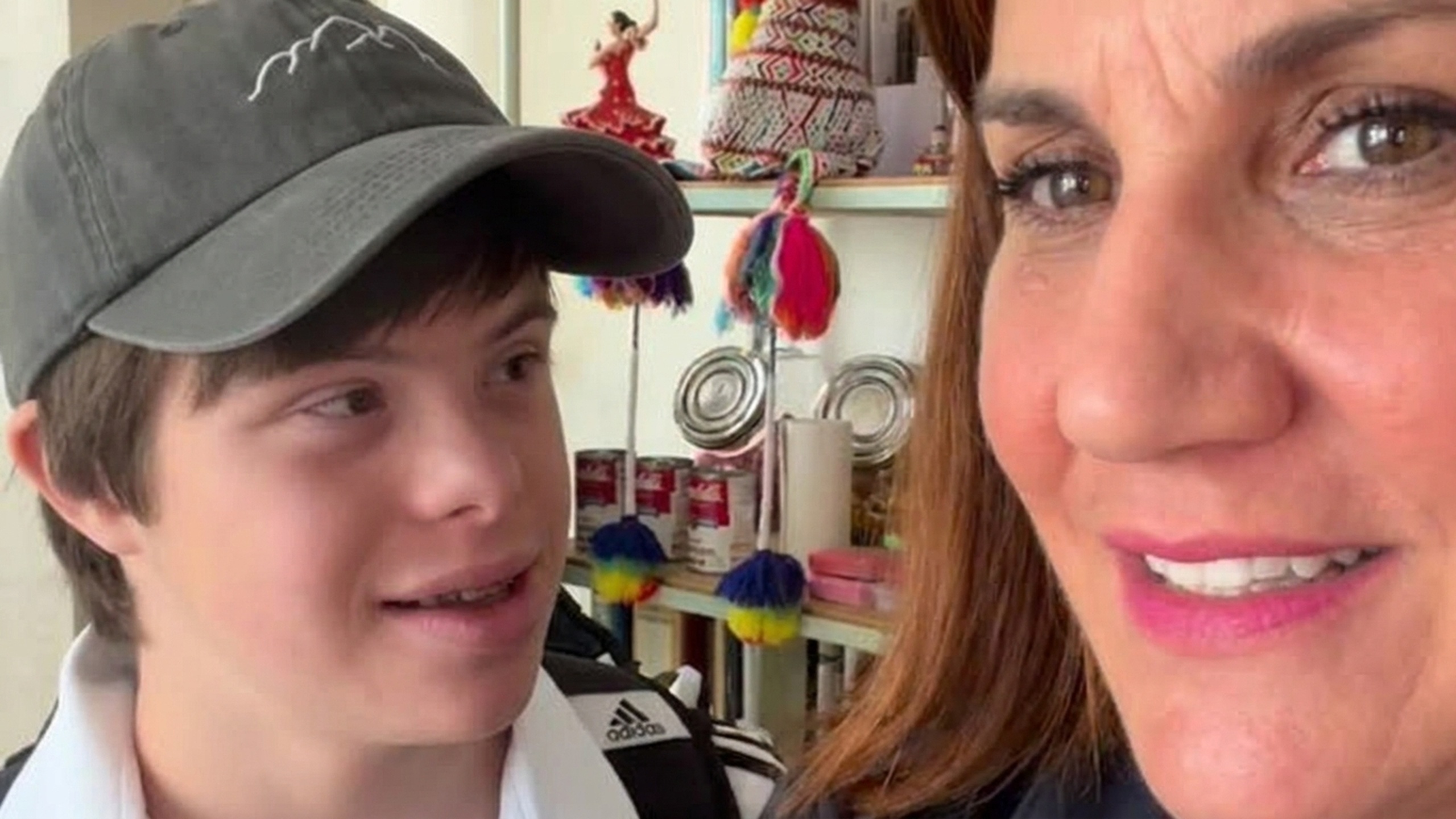 Roskon anuncia su boda con Inés en un vídeo familiar de Samantha Vallejo-Nágera Español.News