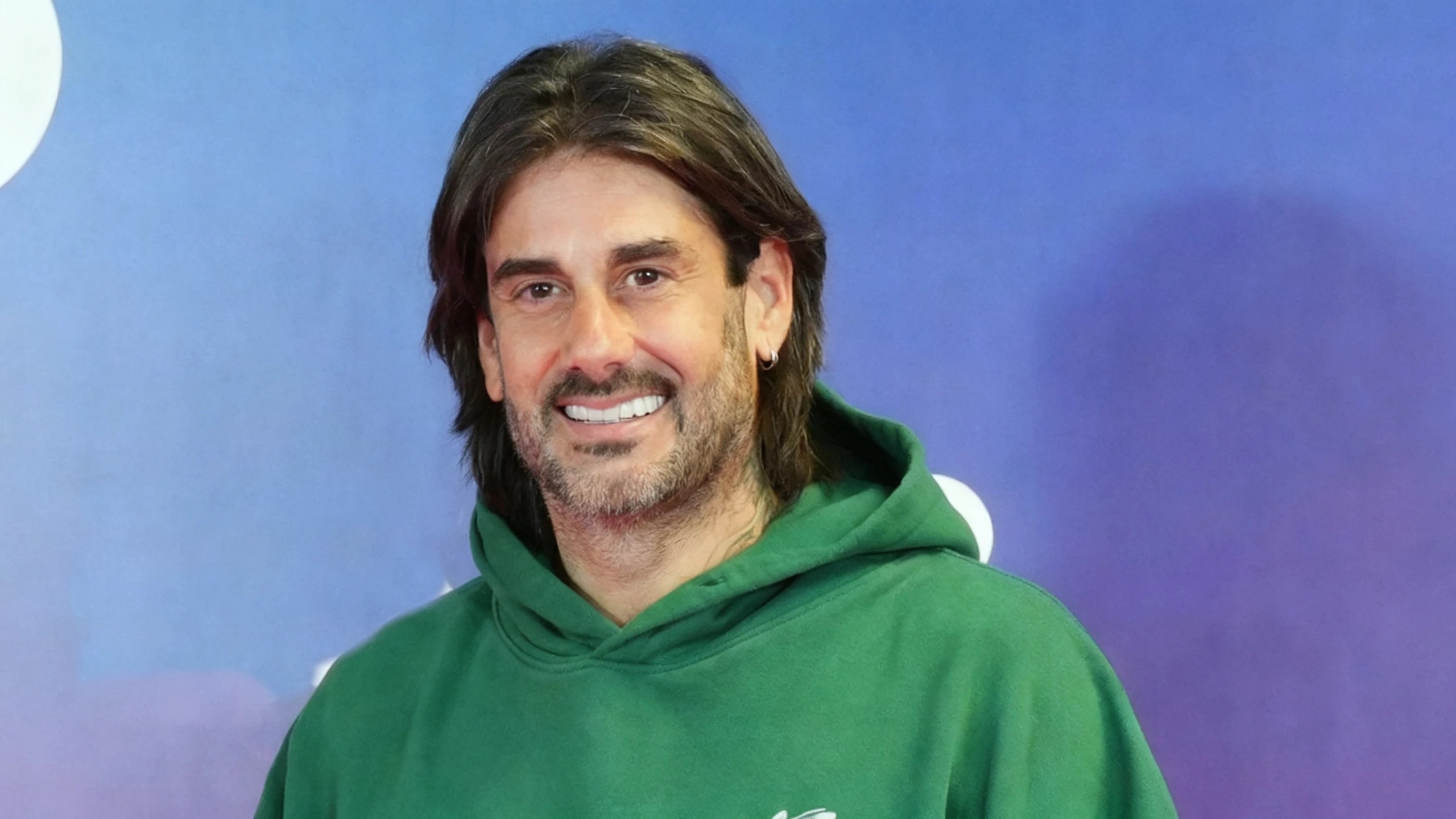 Melendi revela cómo han cambiado su vida y su música en 25 años Español.News