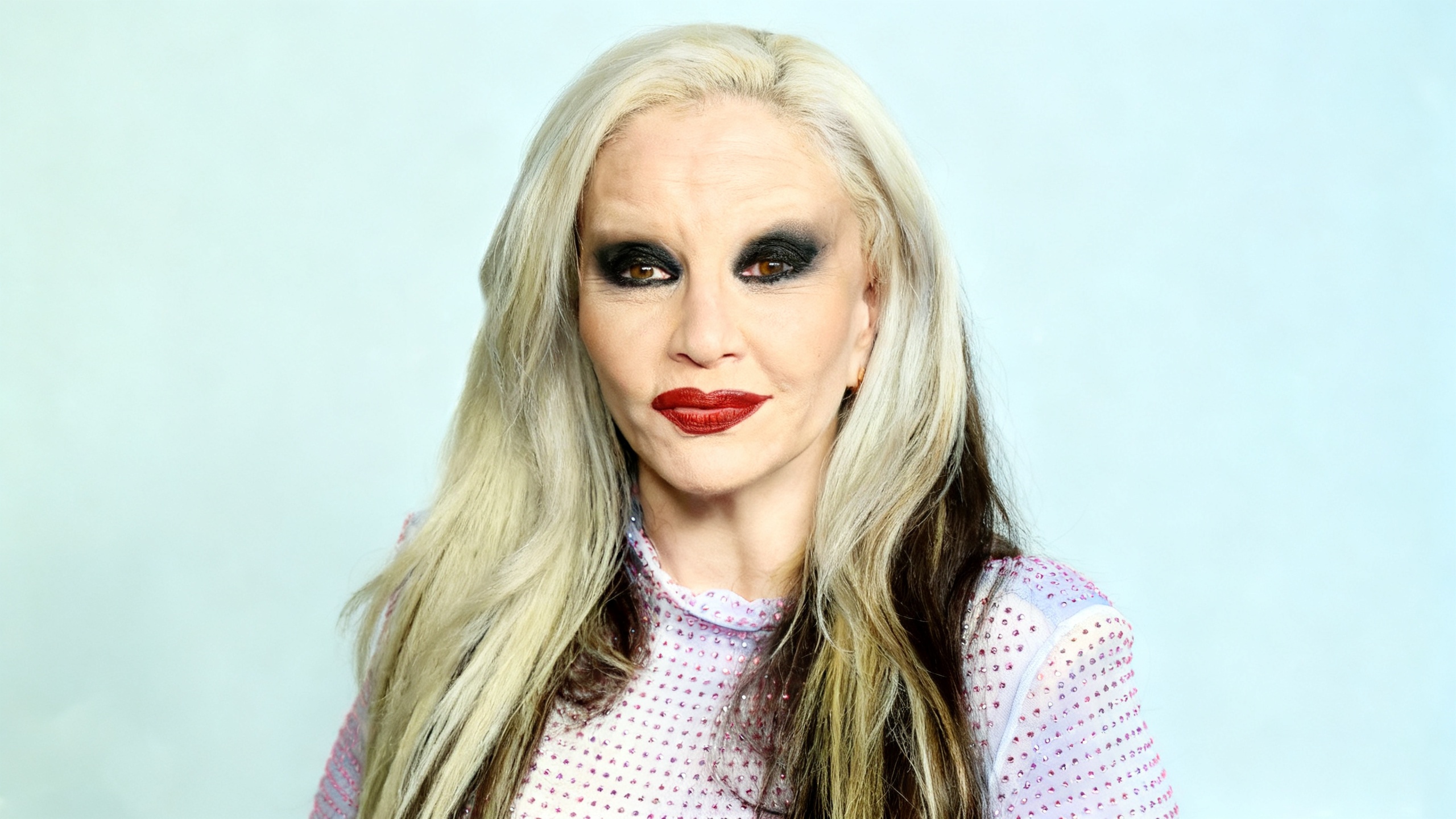 Alaska revela cómo la partida de su padre cambió su vida y las relaciones familiares Español.News
