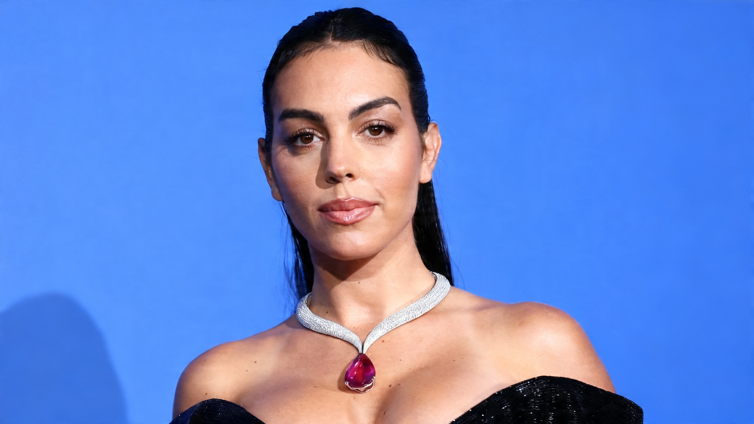 Georgina Rodríguez cerró la recaudación para el fondo 'El Ángel de Javi' con una sola transferencia Español.News