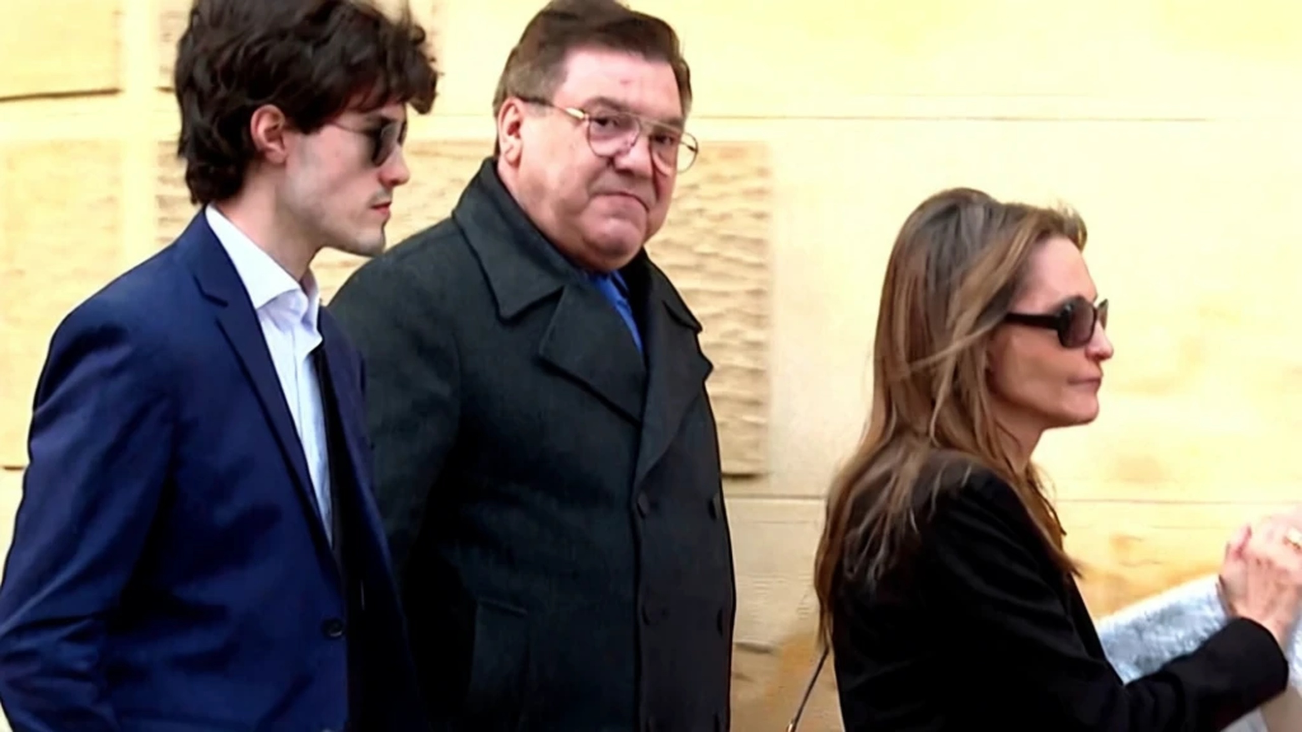 Momentos emotivos y objetos inolvidables en homenaje al legado de Onega Español.News
