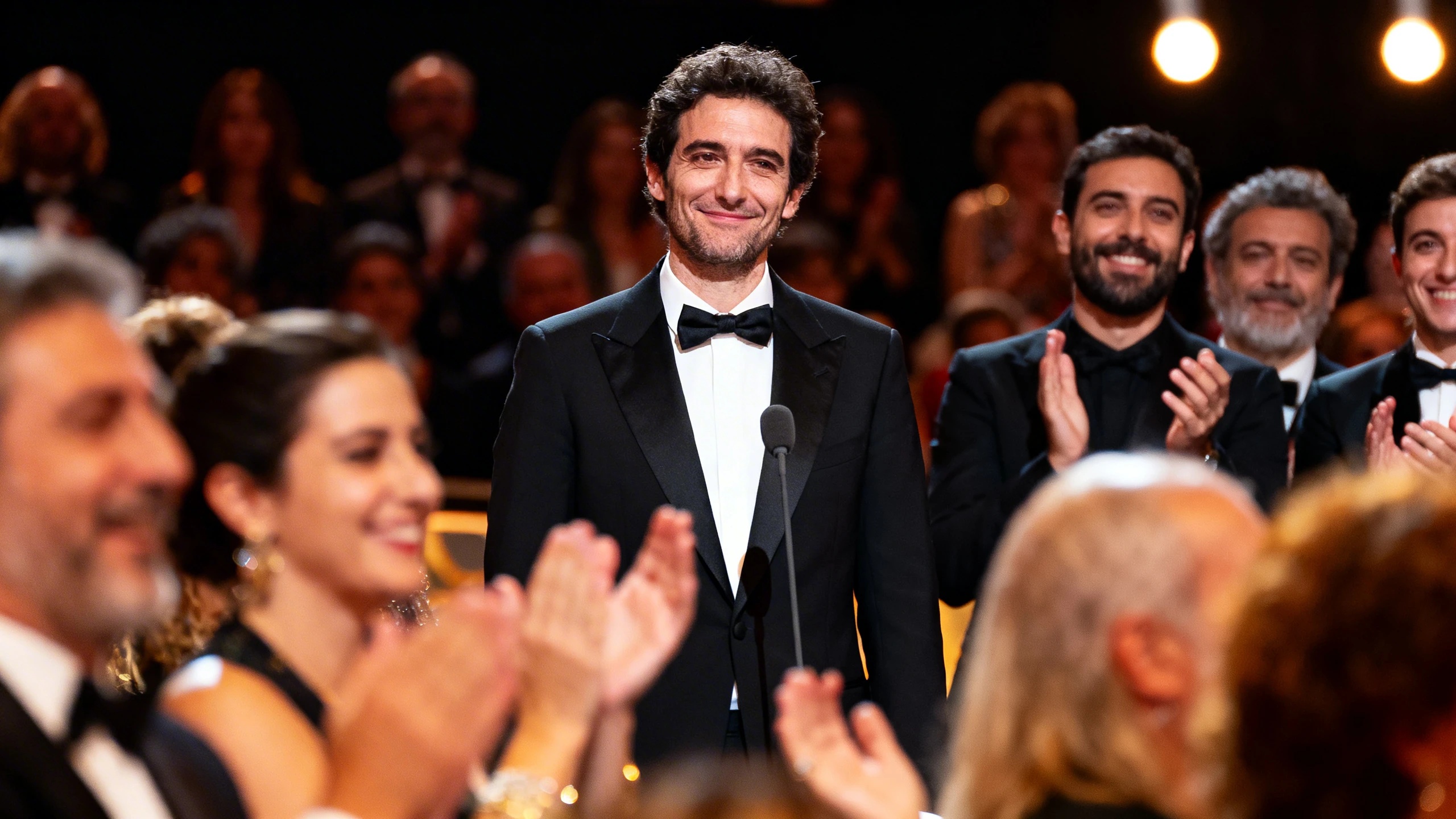 Triunfo de «Sirat» en los Premios Goya caldea el debate en torno a Laksa, opiniones divididas y reacciones encendidas tras la gala sin precedentes Español.News