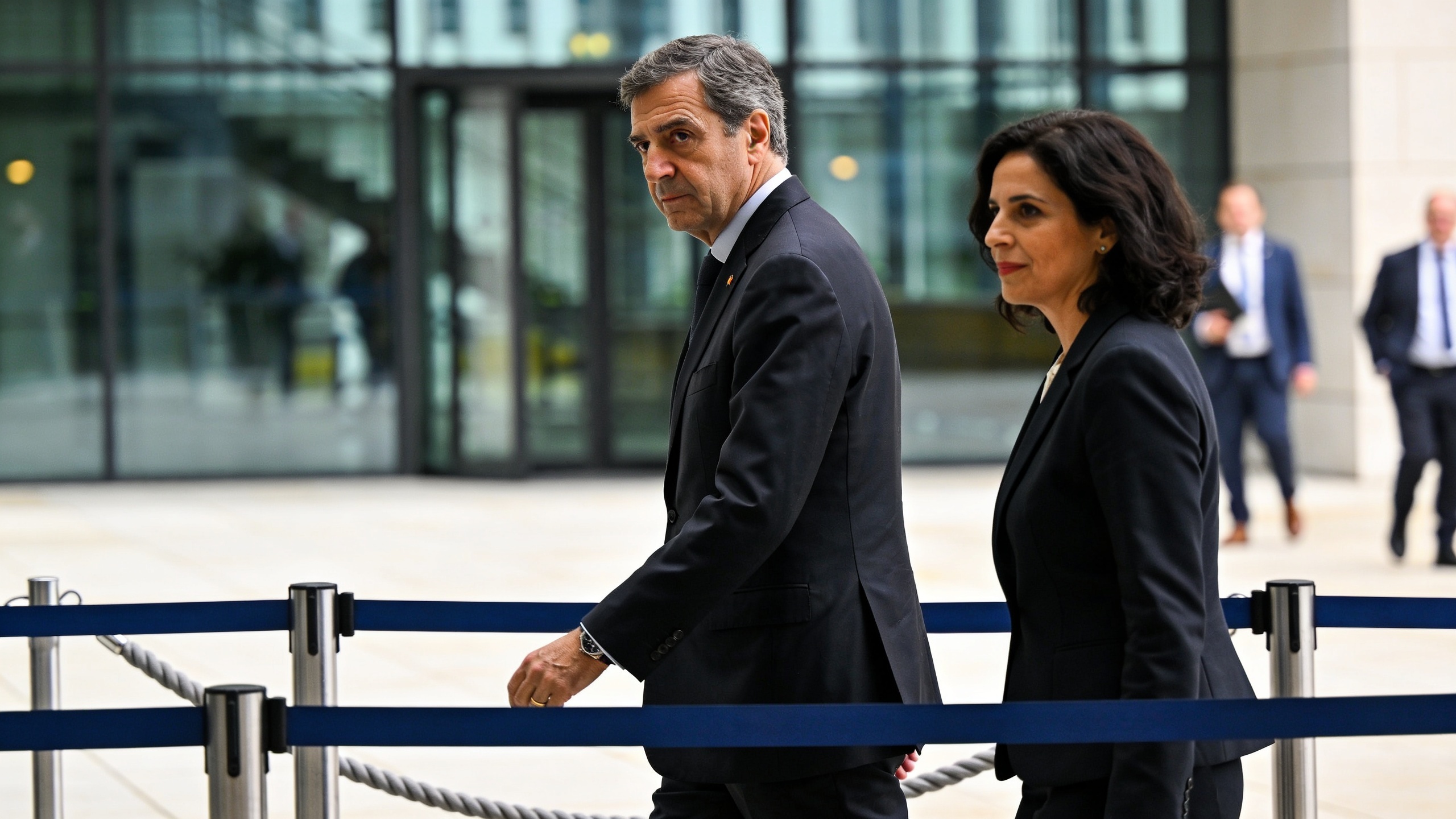 En Luxemburgo, el ministro Marlaska respalda públicamente a Mercedes González en medio de la investigación Español.News