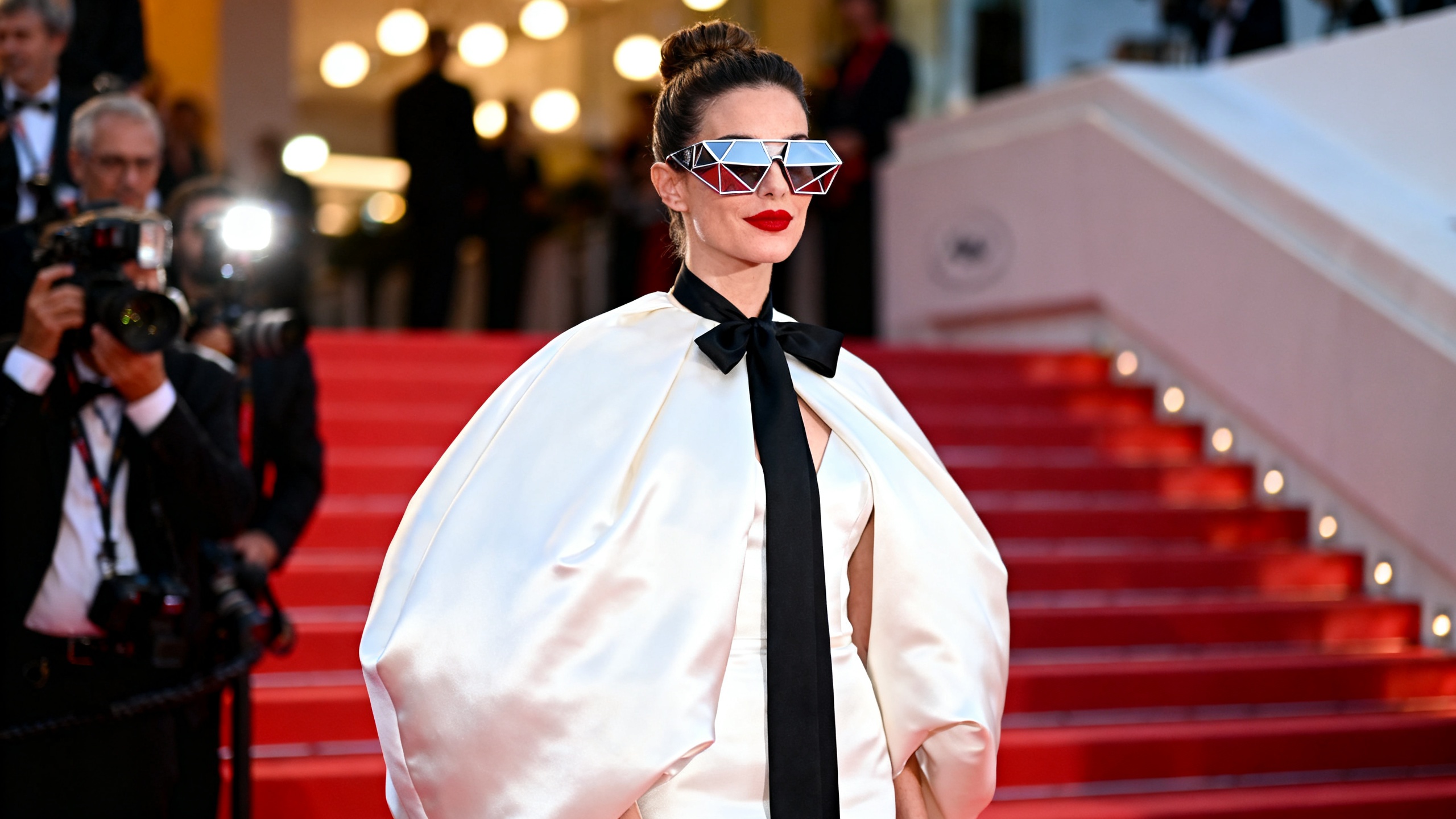 La marca española Palomo Spain en la alfombra roja de Cannes: todos los detalles del look de Paz Vega Español.News