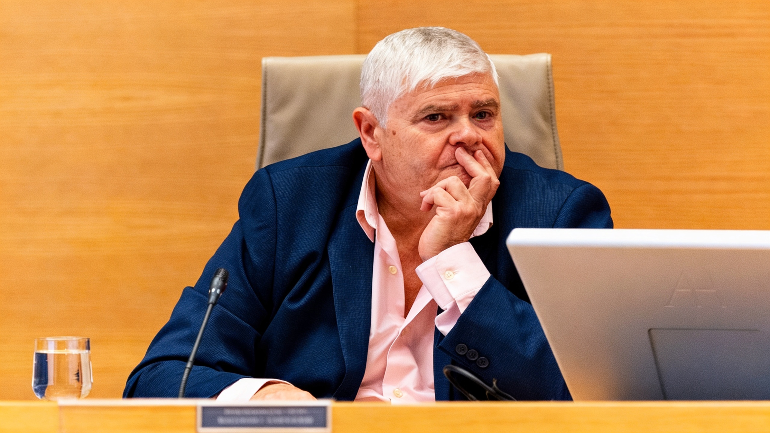En Valencia debaten el retraso y el contenido de las alertas durante la inundación Español.News