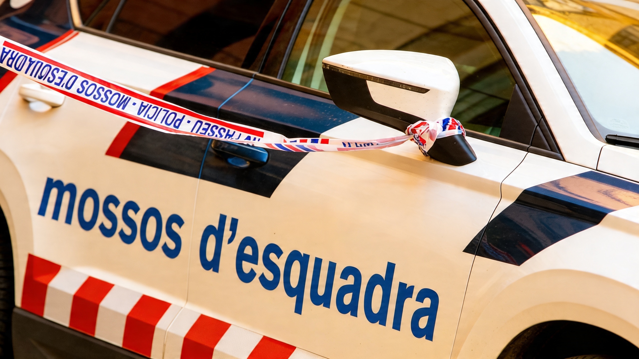 La policía investiga la muerte de un hombre de 53 años en la plaza Meguidó Español.News