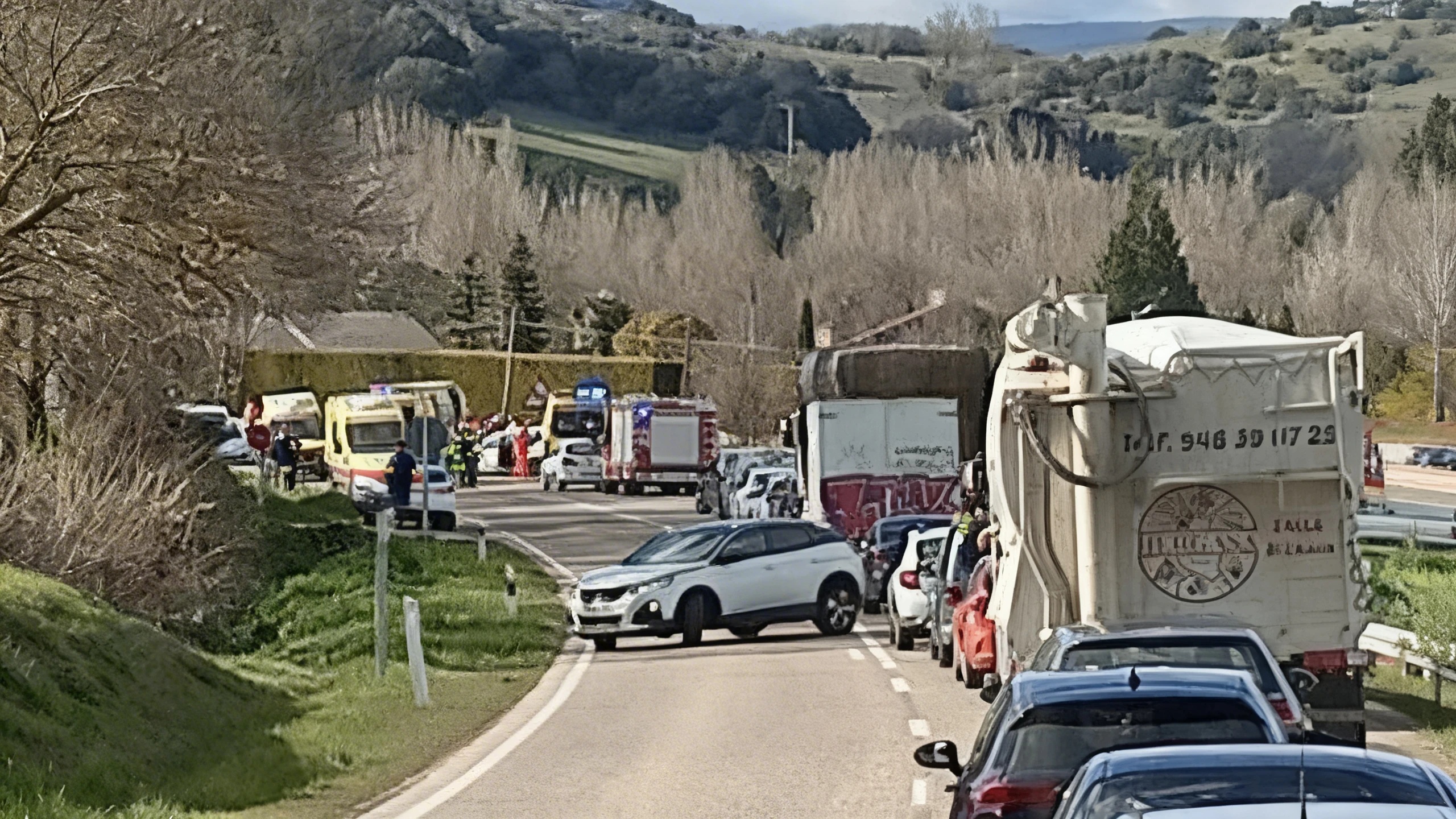 Familia de Bilbao resulta herida en un accidente en la carretera N-629 Español.News