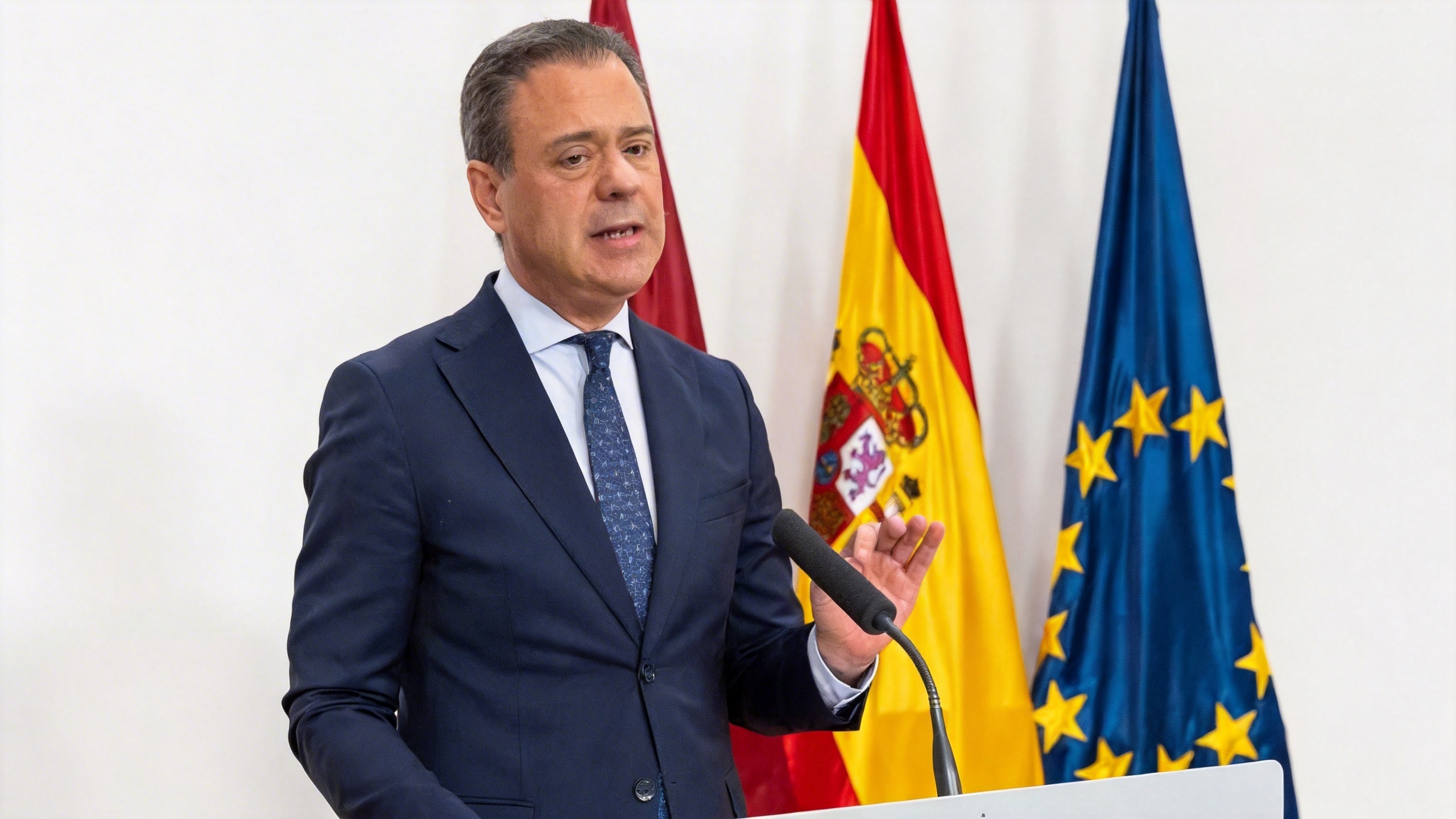 La región concede apoyo a empresas y al sector del transporte Español.News