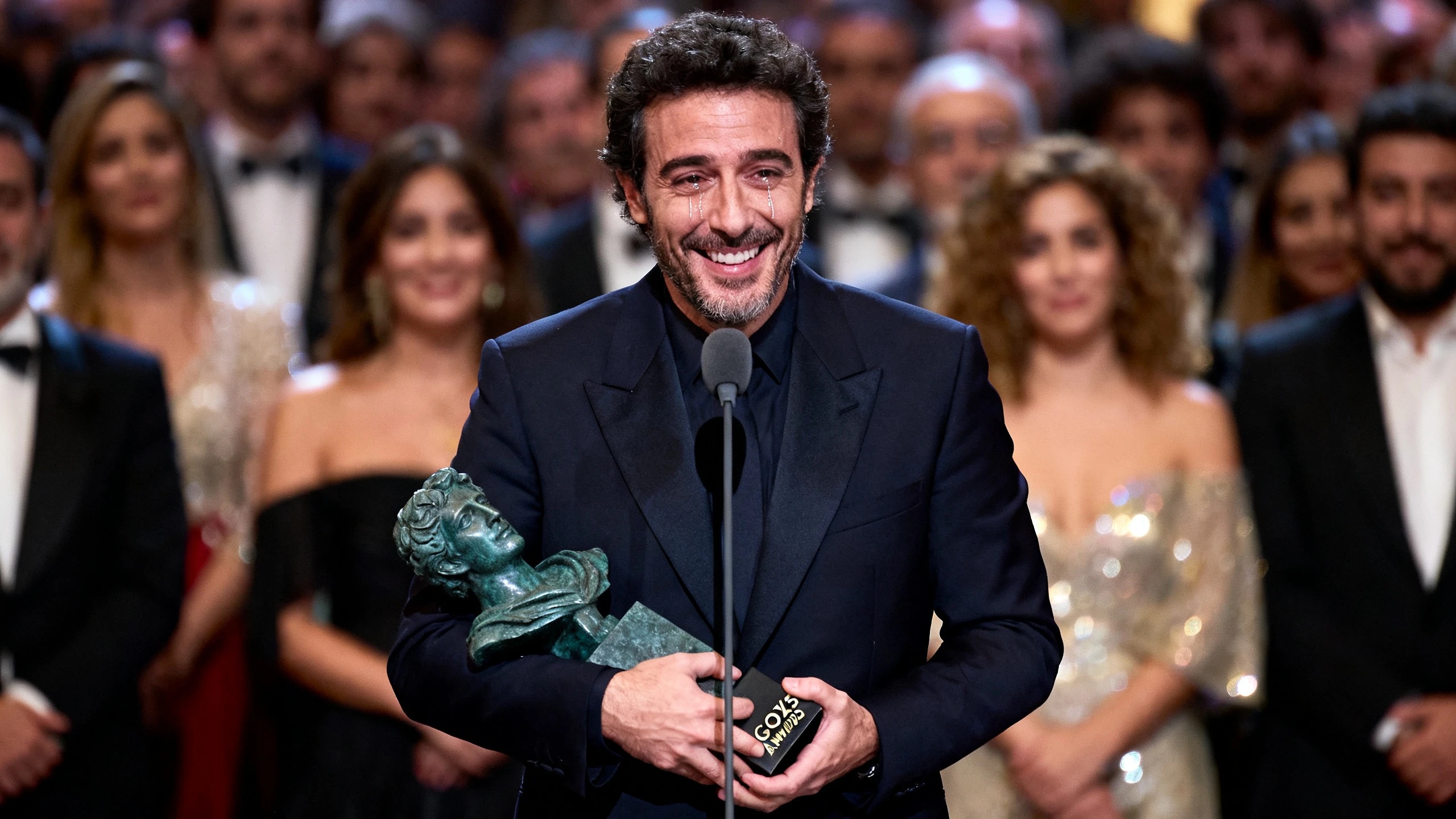 El actor relata su trayectoria desde animador en fiestas hasta el reconocimiento en el cine español Español.News