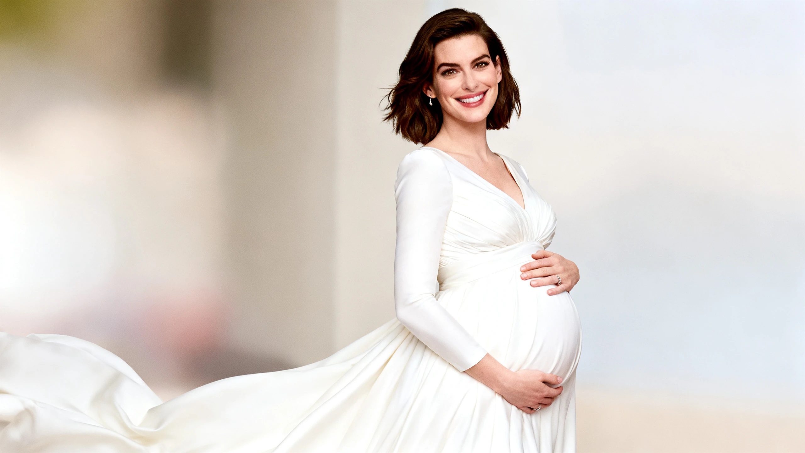 Anne Hathaway confirma su embarazo a los 43 años con un anuncio íntimo Español.News