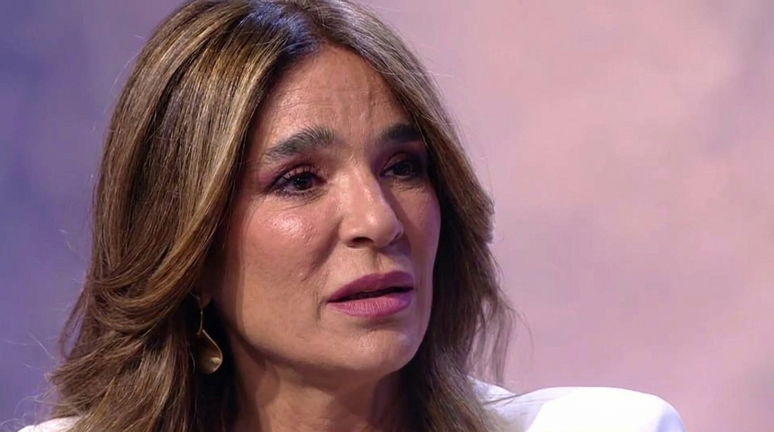 Raquel Bollo rompe el silencio sobre el dolor de su pasado con Chiquetete Español.News